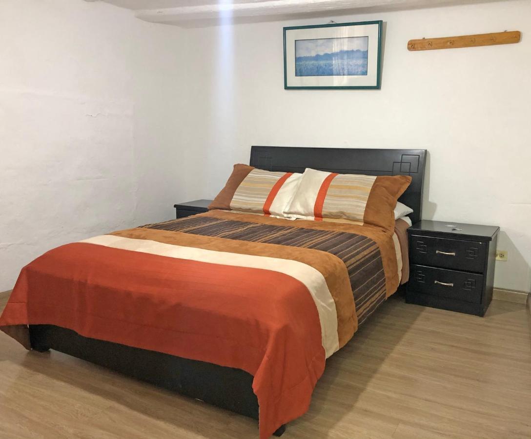 Hostal Latina Cuenca Bagian luar foto
