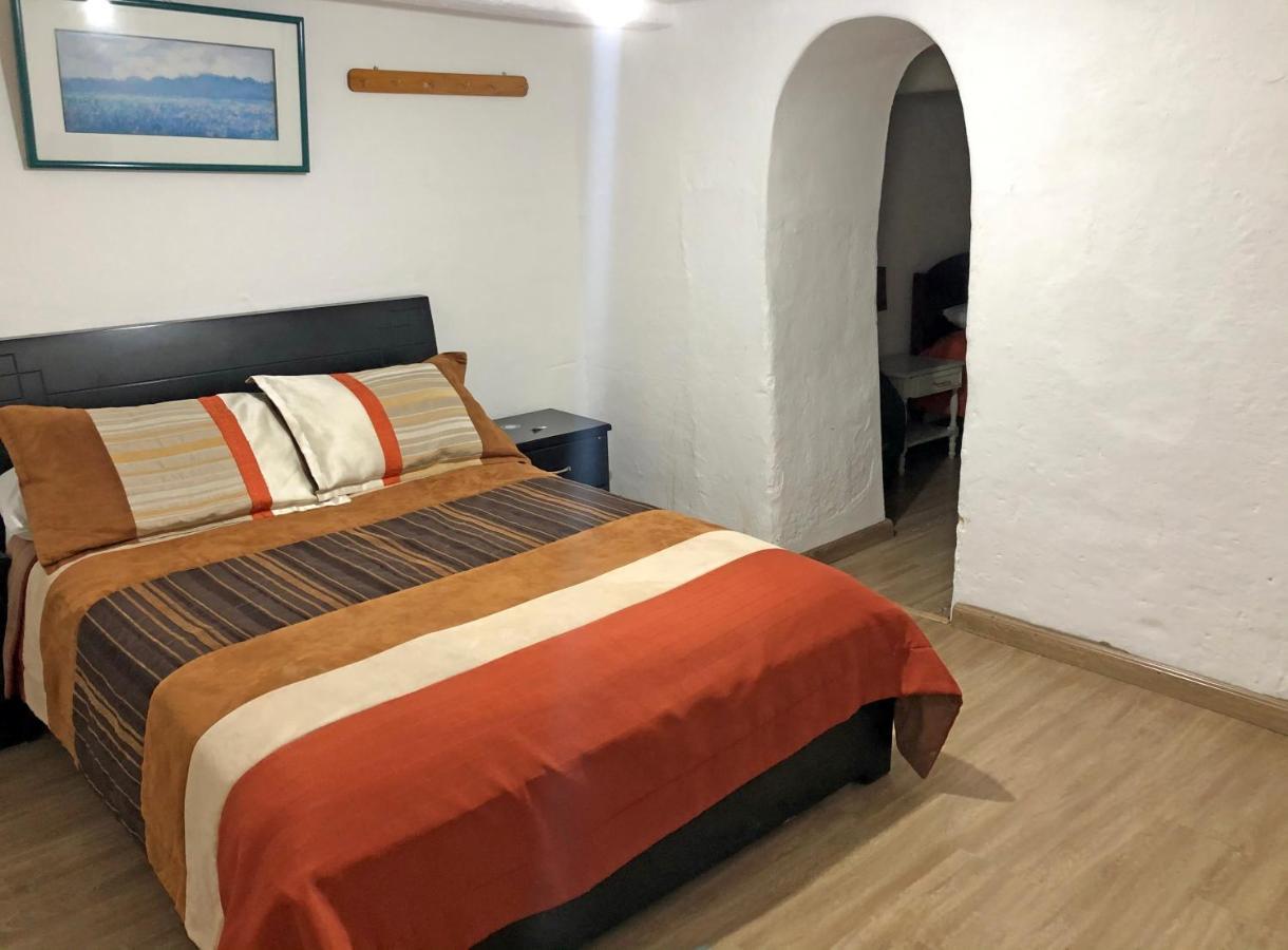 Hostal Latina Cuenca Bagian luar foto