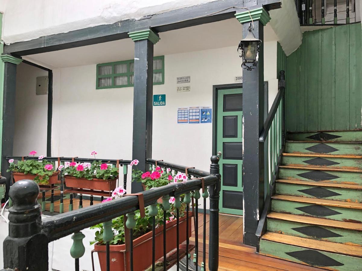 Hostal Latina Cuenca Bagian luar foto