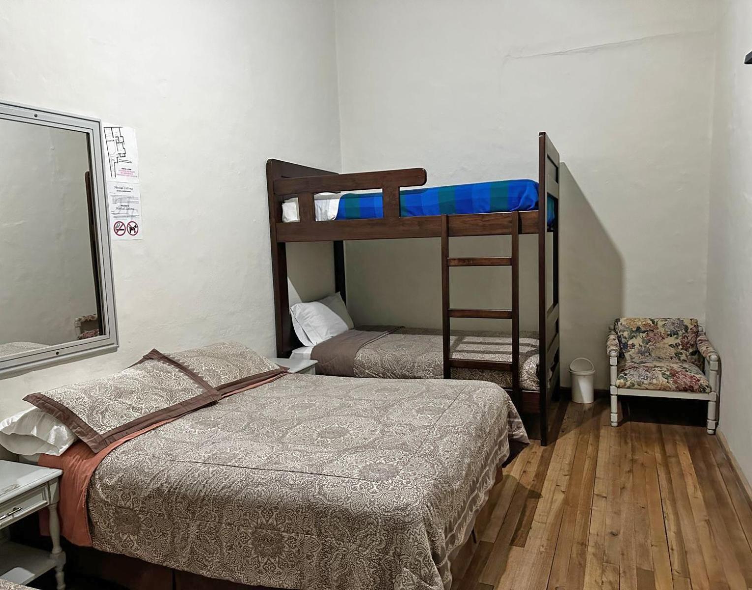 Hostal Latina Cuenca Bagian luar foto
